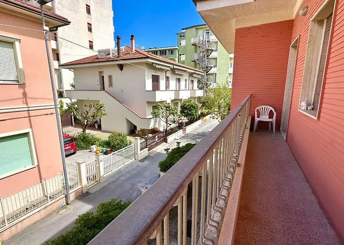 Comodo Trilocale A 30 Mt Dal Mare, - Se073 Apartment